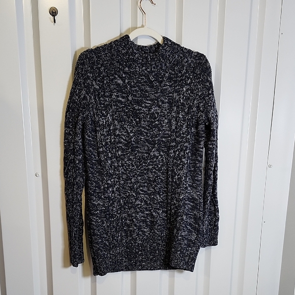 Overland Sweaters - Overland Cableknit Fisherman Chunky Blue White Knit Sweater Size Medium Cotton